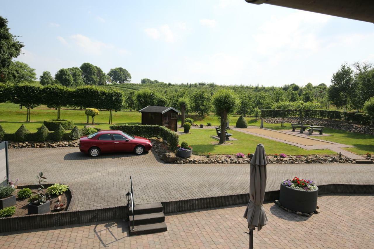Vroeleneind Vila Noorbeek Exterior foto